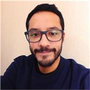 Profesor dinámico de inglés para adolescentes y adultos