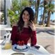 Profesora de inglés y de lengua castellana para primaria, la eso, bachillerato y gente mayor. 