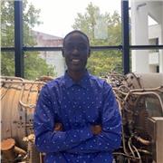 Je suis donne des cours et du soutien scolaire en maths, physique et chimie pour les collégiens, lycéens et étudiants débutants.