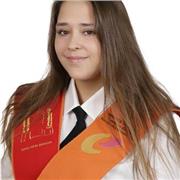 Graduada en Derecho y ADE, imparto clases online de Economía, Derecho y materias afines a alumnos de ESO y Bachillerato