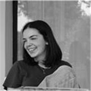 Studentessa universitaria, diplomata allo scientifico, offre aiuto compiti e supporto studio per studenti delle elementari e medie