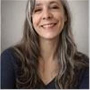 franco-américaine forte de 15 ans en commerce international, j’allie excellence linguistique et culture d’entreprise et je sais m'adapter aux adultes comme aux enfants