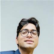 From Grammar to Greatness – English Lessons with a Native-Level Speaker”