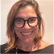 Profesora activa, entregada y empática frente a los problemas y dificultades académicas de los alumnos. ESO, BATXILLERATO i UNI.