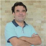 Experienced economics and statistics tutor offering online lessons worldwide, specializing in AP, IB, and university-level success