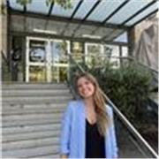 Sobre todo doy clases de matemáticas, pero puedo ayudar en cualquier materia de ciencias