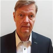 Elektroingenieur gibt Nachhilfe in Technik, Mathe und Sprachen