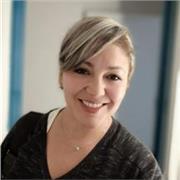 Profesora titulada en atención a personas dependientes, imparto clases de forma presencial y online.