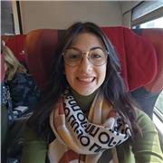 Insegnante di italiano, storia e latino, con 4 anni di esperienza, offre lezioni private per recupero o aiuto compiti da remoto.