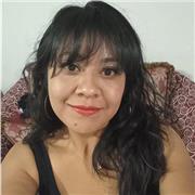 Profesora imaparte clases a niños de secundaria