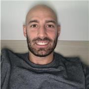 Ripetizioni di inglese e di latino, ho vissuto a Brighton e sono laureato in giurisprudenza