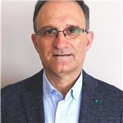 Ingeniero de Grado Electricidad y electrónica, imparte clases de matemátias o física básica y certificados de profesionaidad