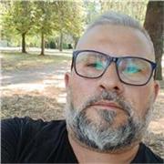Offro lezioni per tutte le materie a ragazzi delle elementari e medie e superiori (solo materie umanistiche) a prezzi modici. 