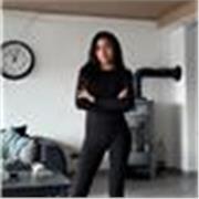 Tutora de la lengua española que enseña a todas las edades.