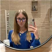 Étudiante en 2 eme année de licence svt propose des cours de svt ou de français (ayant eu son bac de français à 15).