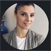 Auxiliar de conversación nativa irlandesa y profesora de inglés con titulación TEFL. +5 años de experiencia impartiendo clases per