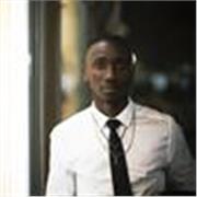 Speak English with confidence through tailored, engaging lessons led by a native tutor.

Personalized English coaching.