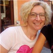 Lezioni di italiano e grammatica e aiuto compiti per alunni di scuole elementari,medie e superiori. Specializzata nel supporto di alunni con diagnosi DSA