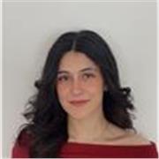 Amable, empática, trabajadora, buena gestión en trabajo de estrés. 
A alumnado de primaria e infantil. 