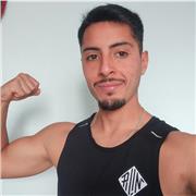 Profesor de educación física especialista en fútbol, natación y preparación física