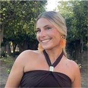 Soy maestra titulada en Educación Infantil y tengo 2 años de experiencia dando clases particulares a alumnado de primaria. Ofrezco