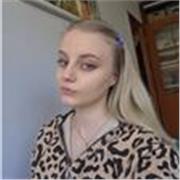 Nauczycielka plastyki wprowadzi cię do świata sztuki
