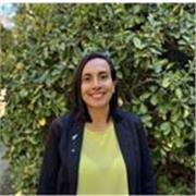 Periodista con sólida formación en lengua española, redacción y comprensión lectora ofrece clases de refuerzo personalizadas