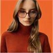 I am fluent in English and can teach it very well and help students perfect their grammar. I can fluently speak Portuguese as well
