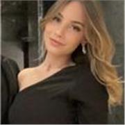 Dottoranda specializzata in fil. della scienza e fil. morale, offre lezioni di storia della filosofia e di logica matematica