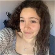 Profesora de repaso de la asignatura de lengua catalana y castellana