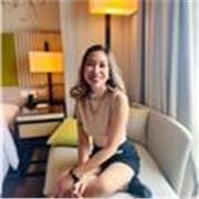 
Passionate English teacher making learning fun and personalized for anyone eager to improve their skills and build confidence.
