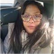 Profesora con experiencia previa en la Società Dante Alighieri con sede en La Habana. Nivel C2