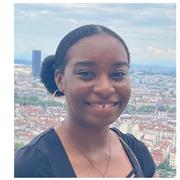 Étudiante en double licence de Lettres Modernes-LLCER Anglais à la Sorbonne Université, je suis prête à améliorer les résultats de vos enfants.