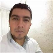 Profesor de informática para el regreso a clases