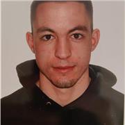 Joven estudiante con gran pasión por la música y con la titulación de enseñamiento básico en el Conservatori de Terrassa