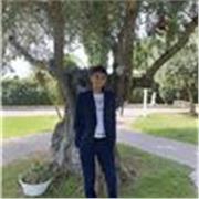 Sono un ragazzo di 21 anni e sto in cerca di un lavoro . Sono un ragazzo preciso, puntuale pronto a tutto e pronto per un esperienza del genere