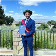 Laureato in Scienze dell’amministrazione e dell’organizzazione e studente di Laurea Magistrale in Innovazione Sociale.