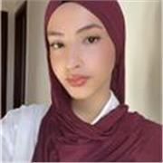 Offro lezioni principalmente di inglese ai bambini/ragazzi delle elementari, oltre all’aiuto su altre materie e compiti a casa