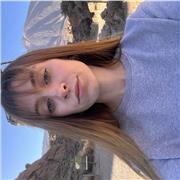 Estudiante de psicologia.
Catalana.
Primaria, ESO