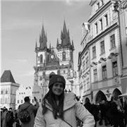 Hola! Soy Alaia estudiante del grado de LH y me ofrezco a dar unas clases de refuerzo o repaso para todo aquel que lo necesite!