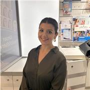 Fremdsprachenlehrerin, die in Deutsch, Englisch und türkisch unterrichten kann