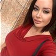 Madrelingua italiana insegna italiano sia a studenti italiani sia a stranieri