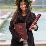 Laureata in Lingue e mediazione linguistico-culturale offre