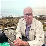 I am a friendly and experienced tutor of maths and English and love teaching online.