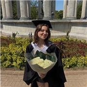 I am a performer and composer based in London, providing teaching to vocalists of all ages and levels - everyone is welcome here!