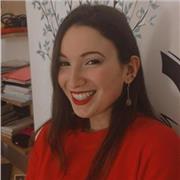 Laureanda in Mediazione Linguistica in ambito turistico imprenditoriale. Posso insegnare la lingua Spagnola, francese ed inglese