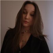 a chemistry tutor who teaches all age groups with an individual approach