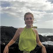 Profesora de matemáticas básicas para niños y adolescentes