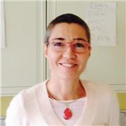 I give private lessons tailored to any level of Spanish, from beginners to proficient learners, writing for business or academia.