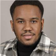 Étudiant diplômé en licence de mathématiques, je poursuis mes études en master mathématiques et applications